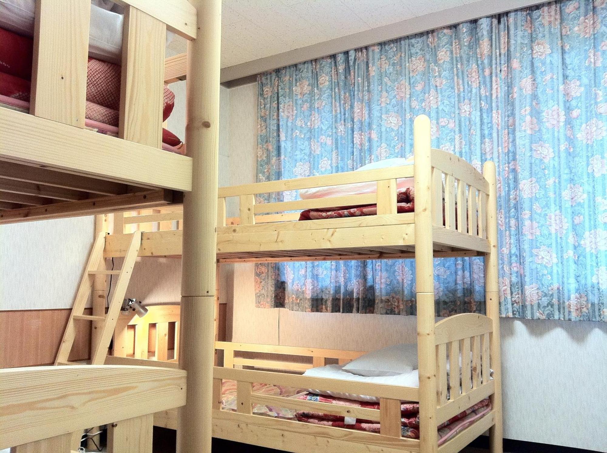 Shodoshima Olive Youth Hostel Ruang foto